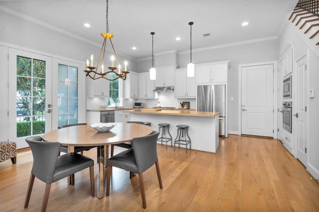 270 Green Boulevard, Shenandoah, TX 77384