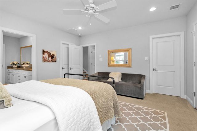 270 Green Boulevard, Shenandoah, TX 77384
