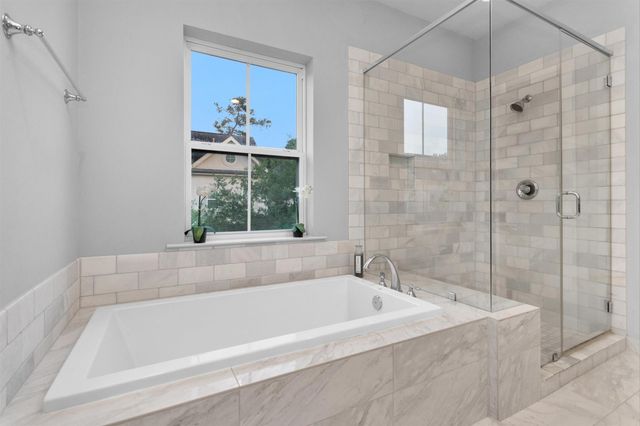 270 Green Boulevard, Shenandoah, TX 77384