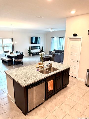 224 PUDU TRL, Cibolo, TX 78108