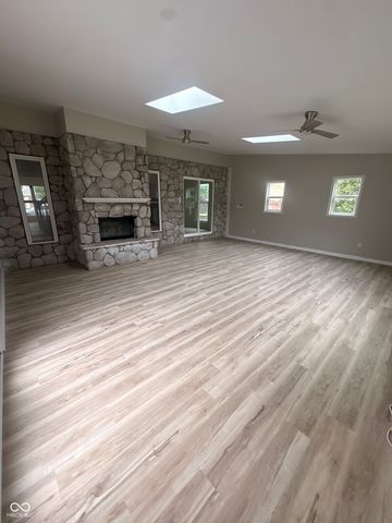 1927 Yacht Harbor, Indianapolis, IN 46260