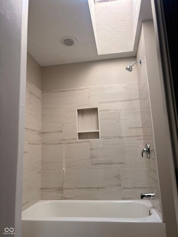 1927 Yacht Harbor, Indianapolis, IN 46260