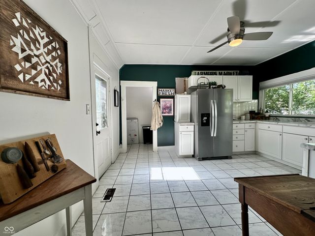 689 E Jackson Street, Martinsville, IN 46151