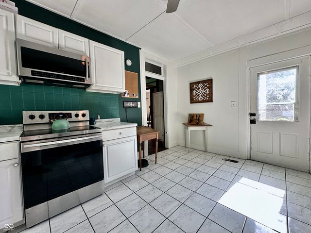 689 E Jackson Street, Martinsville, IN 46151