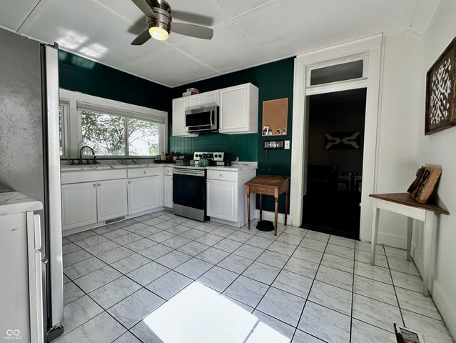 689 E Jackson Street, Martinsville, IN 46151