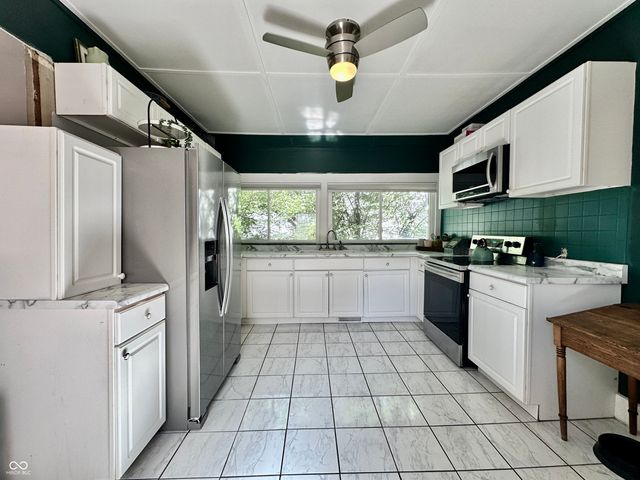 689 E Jackson Street, Martinsville, IN 46151