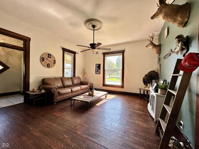 689 E Jackson Street, Martinsville, IN 46151