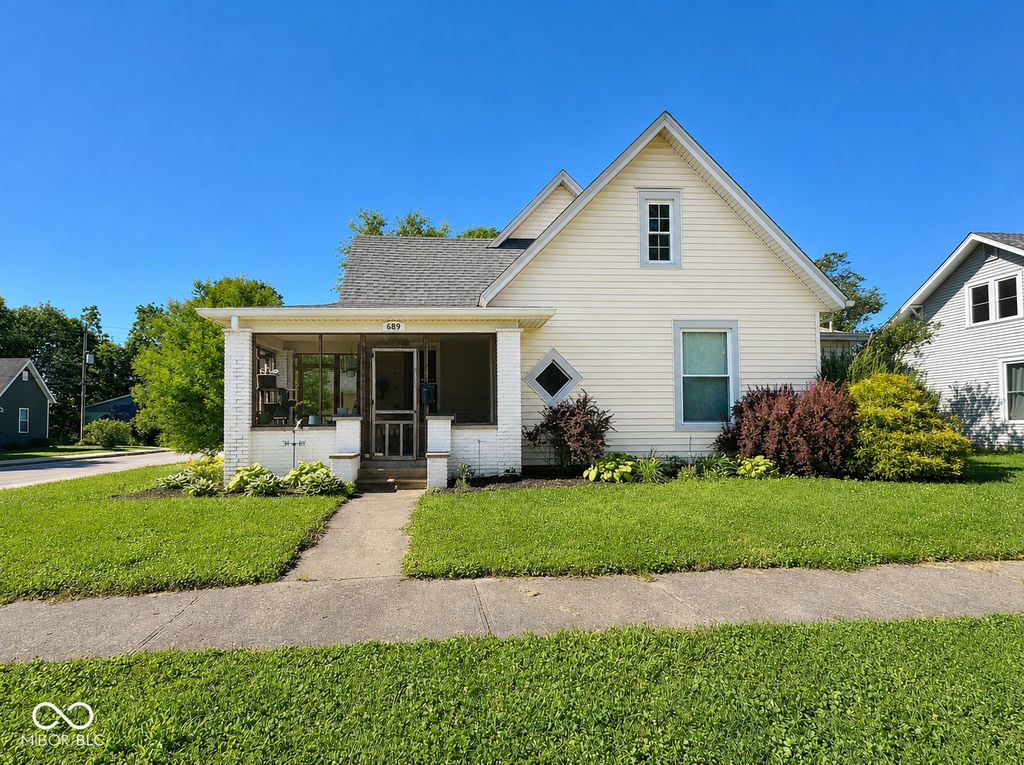 689 E Jackson Street, Martinsville, IN 46151