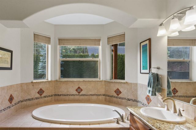 1519 W Marc Dr, Spokane, WA 99218