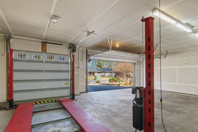 1519 W Marc Dr, Spokane, WA 99218