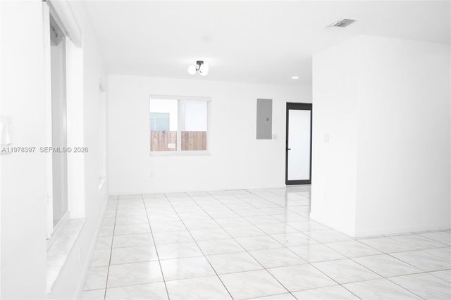 3423 SW 3rd St 1, Miami, FL 33135