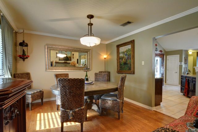 14924 Wilmington Dr, Central, LA 70770