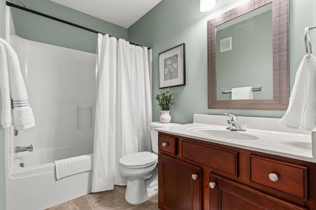 9890 Switch Grass Lane, Eden Prairie, MN 55347