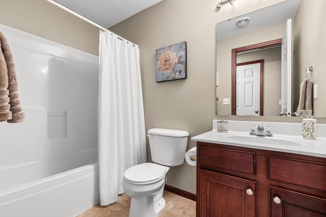 9890 Switch Grass Lane, Eden Prairie, MN 55347