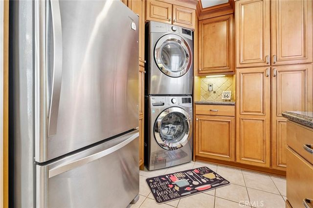 22923 Elkwood, West Hills, CA 91304