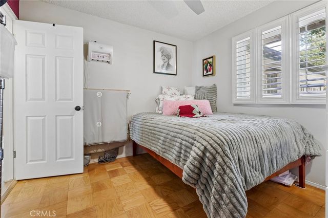 22923 Elkwood, West Hills, CA 91304