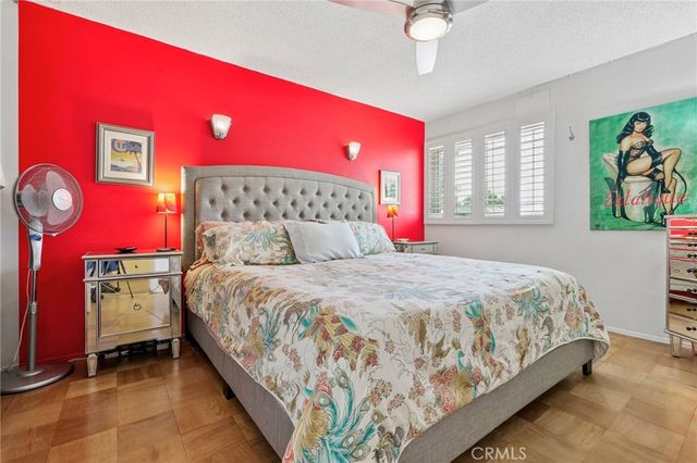 22923 Elkwood, West Hills, CA 91304