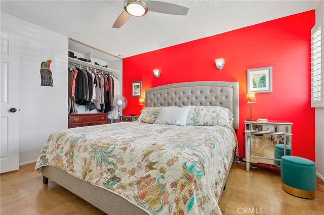 22923 Elkwood, West Hills, CA 91304