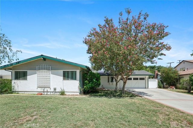 22923 Elkwood, West Hills, CA 91304