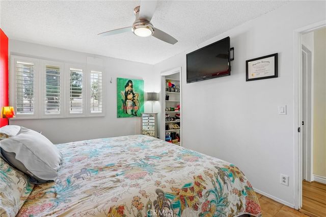22923 Elkwood, West Hills, CA 91304