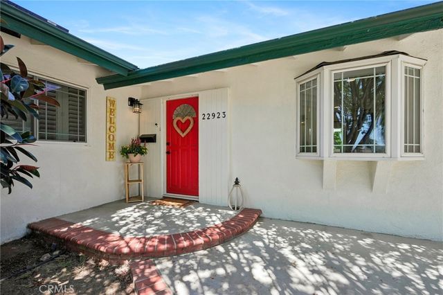 22923 Elkwood, West Hills, CA 91304