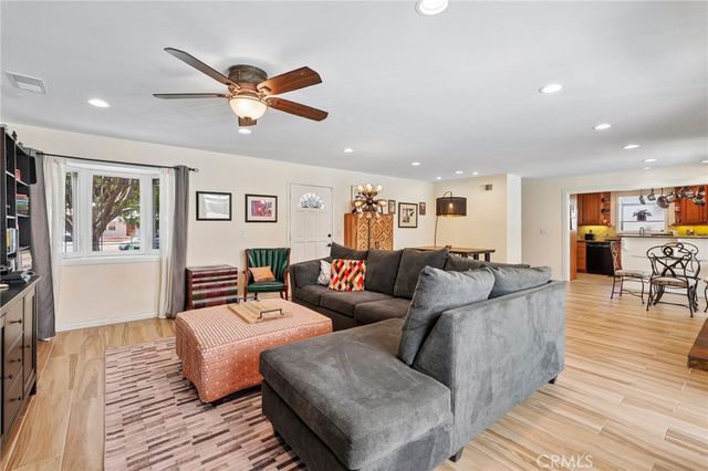22923 Elkwood, West Hills, CA 91304