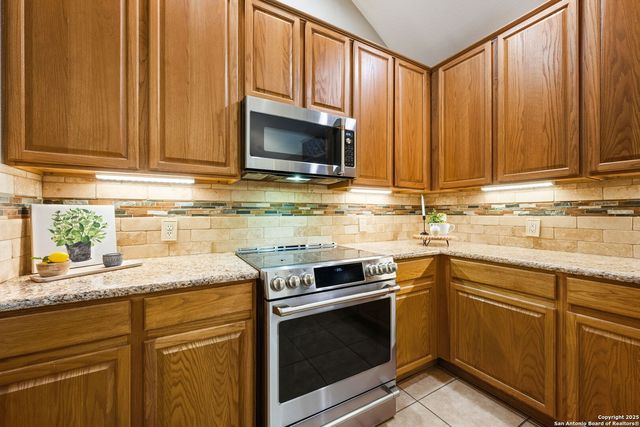 2034 Thicket Trail, San Antonio, TX 78248