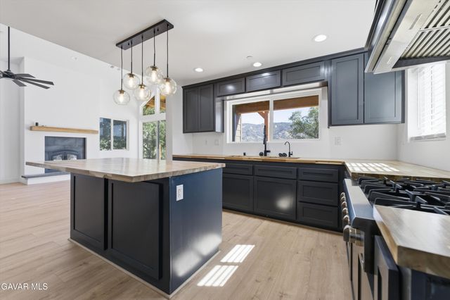 28460 Ridgeview Court, Tehachapi, CA 93561