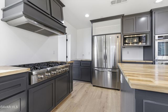 28460 Ridgeview Court, Tehachapi, CA 93561