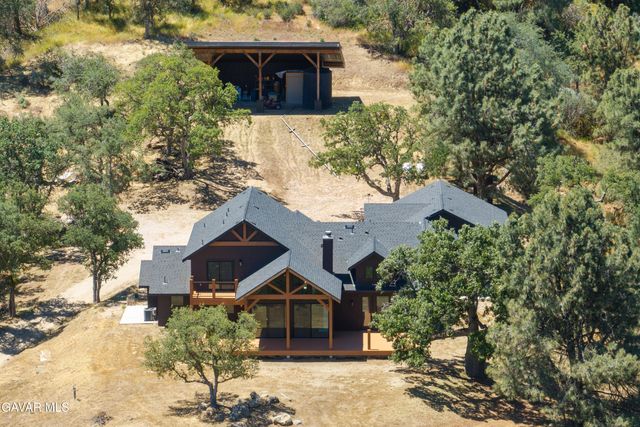 28460 Ridgeview Court, Tehachapi, CA 93561