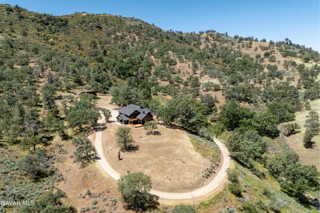 28460 Ridgeview Court, Tehachapi, CA 93561