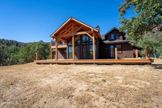 28460 Ridgeview Court, Tehachapi, CA 93561