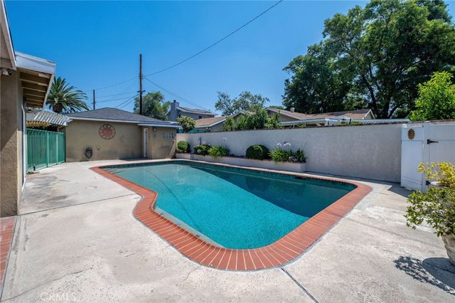 302 N Nora, West Covina, CA 91790