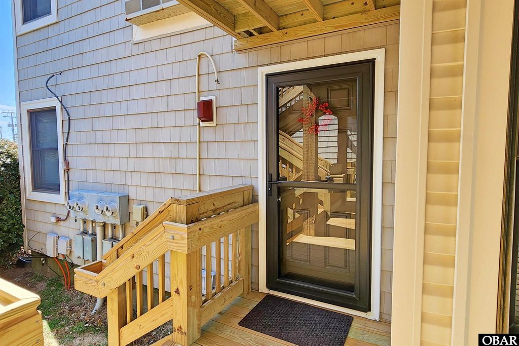 Image 2 of property listing at 2009 Wrightsville Blvd Unit 1-B, Kill Devil Hills, NC 27948