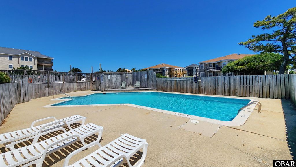 Image 24 of property listing at 2009 Wrightsville Blvd Unit 1-B, Kill Devil Hills, NC 27948