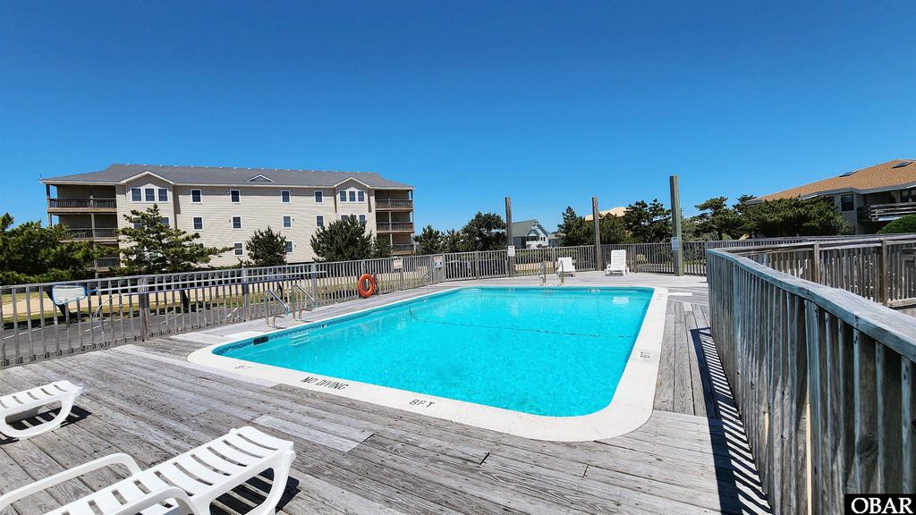 Image 25 of property listing at 2009 Wrightsville Blvd Unit 1-B, Kill Devil Hills, NC 27948