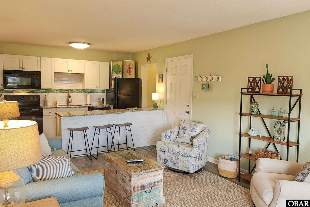 Image 6 of property listing at 2009 Wrightsville Blvd Unit 1-B, Kill Devil Hills, NC 27948