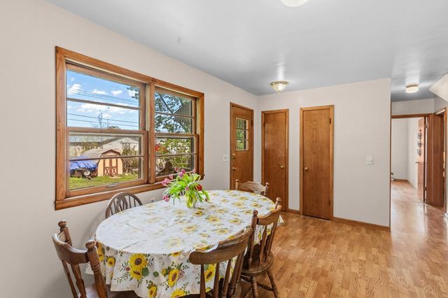 6148 Upper 51st Street N, Oakdale, MN 55128