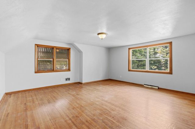 6148 Upper 51st Street N, Oakdale, MN 55128