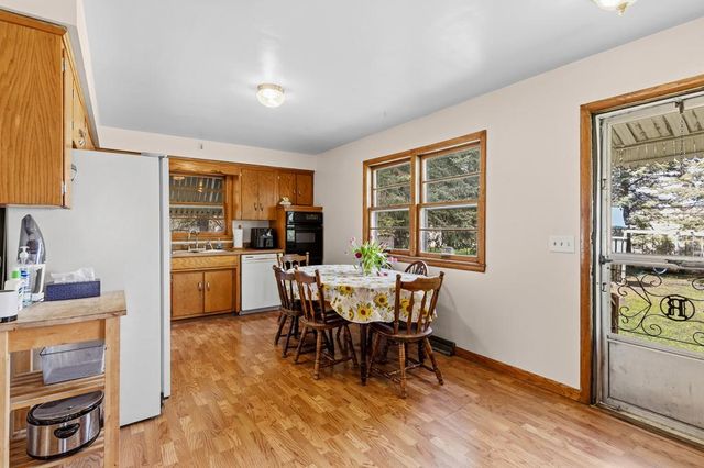 6148 Upper 51st Street N, Oakdale, MN 55128
