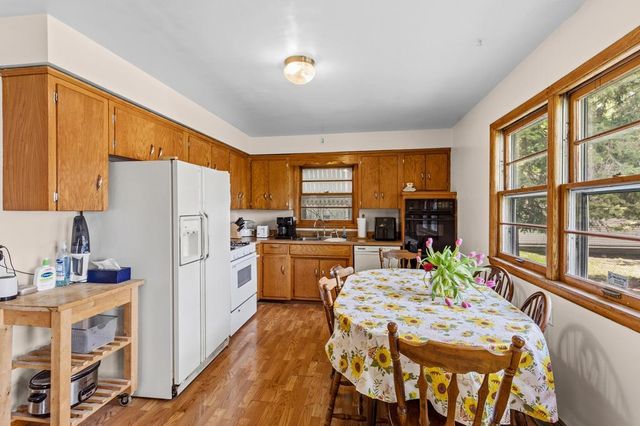 6148 Upper 51st Street N, Oakdale, MN 55128
