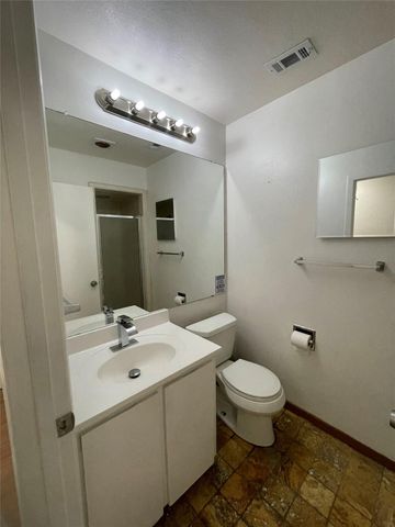 5802 Longhorn LNDG, Austin, TX 78734