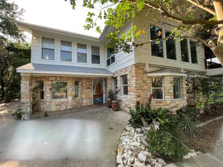 5802 Longhorn LNDG, Austin, TX 78734