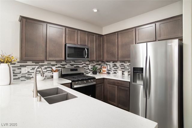 606 Bellus Place, Henderson, NV 89015