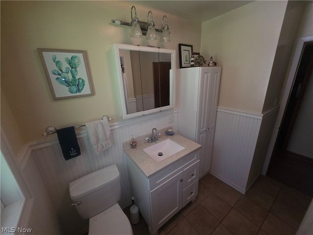 1009 Florence Drive, Macedonia, OH 44056