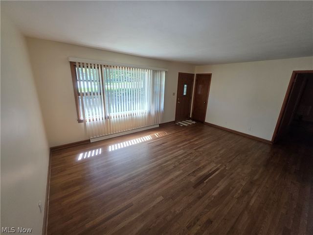 1009 Florence Drive, Macedonia, OH 44056