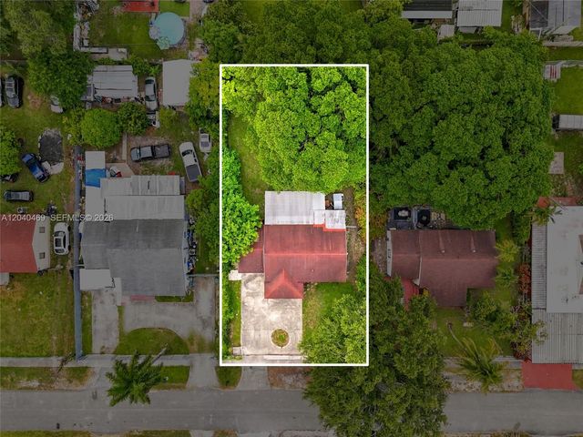 1427 NW 101st Street, Miami, FL 33147