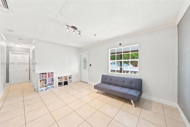 1427 NW 101st Street, Miami, FL 33147
