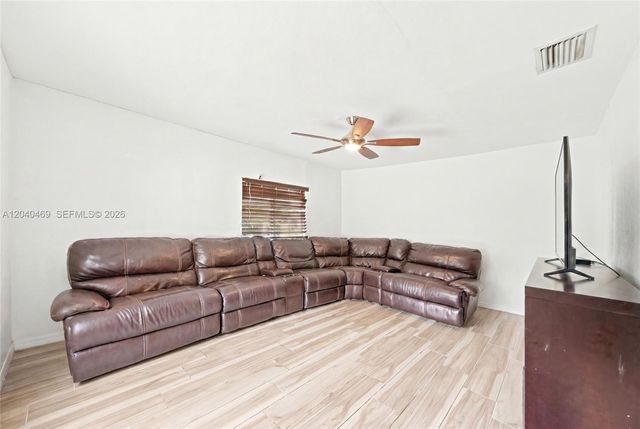 1427 NW 101st Street, Miami, FL 33147