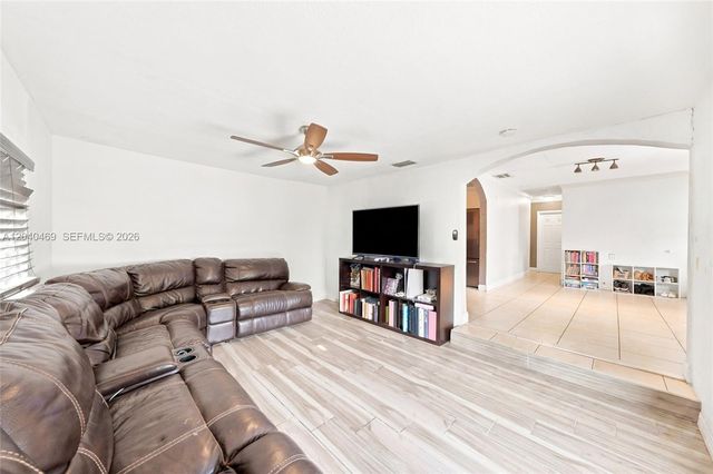 1427 NW 101st Street, Miami, FL 33147
